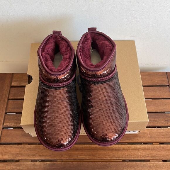 UGG Classic Ultra Mini Mirror Ball Sequins Boots Wild Grape US Women 6/UK4/EU37 - Picture 6 of 15